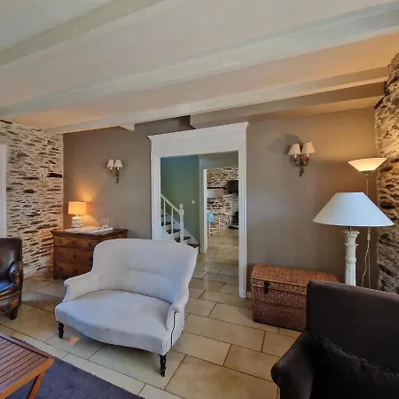 Breton House In Locquirec, Near * Locquirec